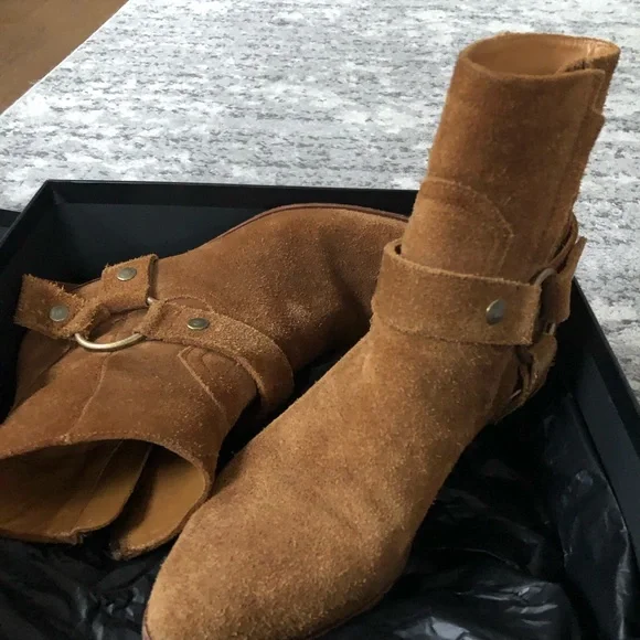 Saint Laurent Brown Suede Booties - Picture 5 of 8